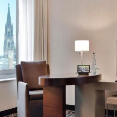 Отель Dorint Hotel am Heumarkt Köln Германия, Кёльн - 2 отзыва об отеле, цены и фото номеров - забронировать отель Dorint Hotel am Heumarkt Köln онлайн удобства в номере