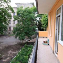 Apart-Hotel on Preobrajenskaya 24 Одесса балкон