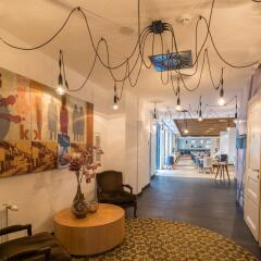 Отель INNSIDE by Melia Prague Old Town интерьер отеля