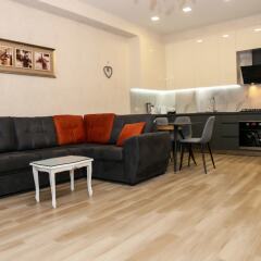 Апартаменты Hosthub Apartment On Shatberashvili Str комната для гостей фото 3