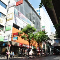 Отель Vplace Silom Бангкок городской автобус