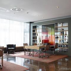 Отель AC Hotel Madrid Feria by Marriott Испания, Мадрид - 1 отзыв об отеле, цены и фото номеров - забронировать отель AC Hotel Madrid Feria by Marriott онлайн интерьер отеля