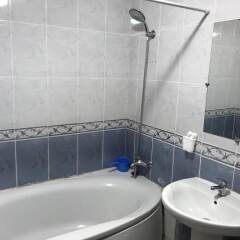 Отель Next To The Beach In Tangier Марокко, Танжер - отзывы, цены и фото номеров - забронировать отель Next To The Beach In Tangier онлайн ванная