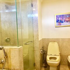 Отель Baral Service Suites Times Square Малайзия, Куала-Лумпур - отзывы, цены и фото номеров - забронировать отель Baral Service Suites Times Square онлайн ванная