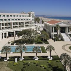 Отель Las Arenas Balneario Resort Испания, Валенсия - 1 отзыв об отеле, цены и фото номеров - забронировать отель Las Arenas Balneario Resort онлайн пляж