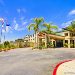 Отель Hilton Garden Inn Los Angeles Montebello Монтебелло парковка
