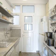 Отель Attractive flat near Acropolis Museum в номере