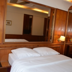 Rembrandtplein Hotel сейф в номере