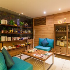 Отель The Naka Phuket развлечения