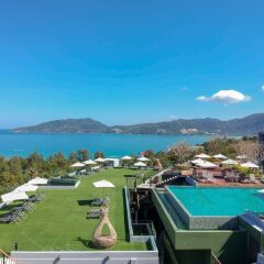 Отель Crest Resort & Pool Villas пляж