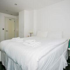 Отель Central Modern Apartment Великобритания, Лондон - отзывы, цены и фото номеров - забронировать отель Central Modern Apartment онлайн комната для гостей фото 2