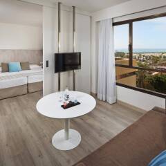 Отель Sol House Costa del Sol комната для гостей