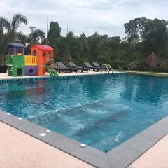 Отель Siri Lanta Resort Ланта бассейн