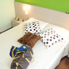 Отель Residence Margherita Италия, Римини - 1 отзыв об отеле, цены и фото номеров - забронировать отель Residence Margherita онлайн комната для гостей фото 5