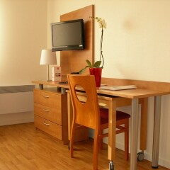 Отель Séjours & Affaires Rennes Villa Camilla в номере