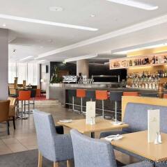 Отель Hilton Dublin Kilmainham гостиничный бар