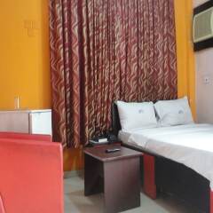 Labod Hotel сейф в номере