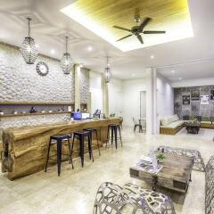 Escape De Phuket Hotel & Villa гостиничный бар