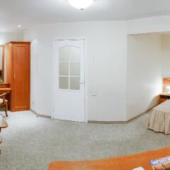 Гостиница Полюстрово 3* Стандартный номер с двуспальной кроватью фото 37