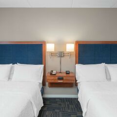 Отель Hampton Inn & Suites Newburgh Stewart Airport Ny Ньюберг комната для гостей фото 5