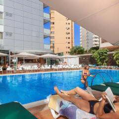 Отель RH Royal - Adults Only Испания, Бенидорм - отзывы, цены и фото номеров - забронировать отель RH Royal - Adults Only онлайн бассейн