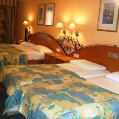 Hotel Santana Malta Каура сейф в номере