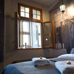 Отель La Gioia Grey Stylish Apartments Польша, Краков - отзывы, цены и фото номеров - забронировать отель La Gioia Grey Stylish Apartments онлайн комната для гостей фото 4