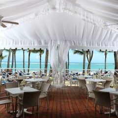 Отель Grand Bahia Principe Bávaro - All Inclusive гостиничный бар