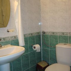 Отель Beaurivage Hotel Болгария, Свети Влас - отзывы, цены и фото номеров - забронировать отель Beaurivage Hotel онлайн ванная