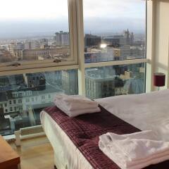 Отель Glasgow Lofts балкон