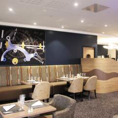 Отель Hostellerie Saint Vincent Beauvais Aéroport гостиничный бар