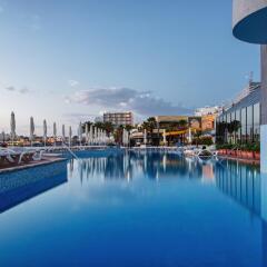 Отель Seashells Resort at Suncrest Мальта, Каура - 1 отзыв об отеле, цены и фото номеров - забронировать отель Seashells Resort at Suncrest онлайн бассейн фото 4