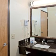 AmericInn by Wyndham St. Peter in Saint Peter, United States of America from 114$, photos, reviews - zenhotels.com bathroom