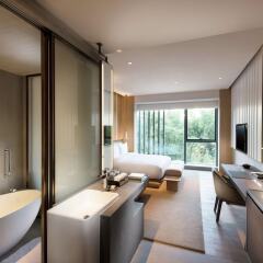 Отель Joyze Hotel Xiamen, Curio Collection by Hilton Китай, Сямынь - отзывы, цены и фото номеров - забронировать отель Joyze Hotel Xiamen, Curio Collection by Hilton онлайн удобства в номере