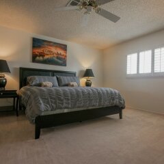 Отель Luxurious 5BR near Las Vegas Strip США, Лас-Вегас - отзывы, цены и фото номеров - забронировать отель Luxurious 5BR near Las Vegas Strip онлайн комната для гостей фото 6