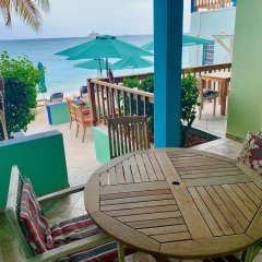 Azure Hotel and Art Studio in Simpson Bay, Sint Maarten from 137$, photos, reviews - zenhotels.com balcony