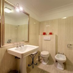 Relais Hotel Antico Palazzo Rospigliosi ванная