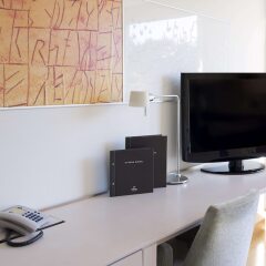 Отель Hilton Helsinki Kalastajatorppa Финляндия, Хельсинки - - забронировать отель Hilton Helsinki Kalastajatorppa, цены и фото номеров удобства в номере фото 2