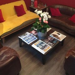 Moulin Plaza Hotel развлечения