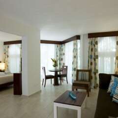 Отель Grand Paradise Playa Dorada - All Inclusive комната для гостей