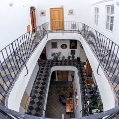 Отель St. Nicholas Church - 2 Br Apts Прага фото 3