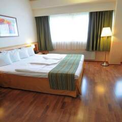 Airport Hotel Bonus Inn сейф в номере фото 2