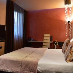 Отель Les Fleurs Boutique Hotel Болгария, София - отзывы, цены и фото номеров - забронировать отель Les Fleurs Boutique Hotel онлайн комната для гостей фото 3