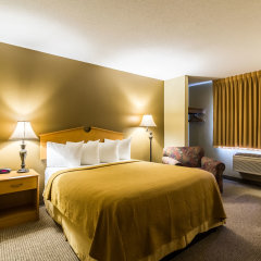 Quality Inn in Grand Forks, United States of America from 100$, photos, reviews - zenhotels.com guestroom photo 4