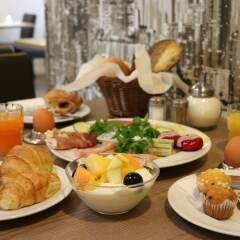 Novum Style Hotel Hamburg-Centrum в номере фото 2