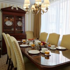 Отель Cheval Thorney Court питание