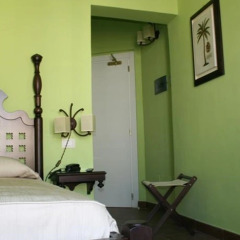 Hotel dei Coloniali Сиракуза сейф в номере