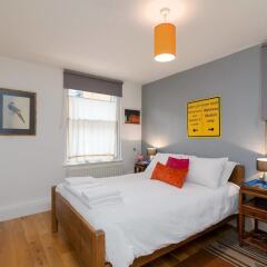 Отель Good Size 2 Bedroom in a Perfect Location Великобритания, Лондон - отзывы, цены и фото номеров - забронировать отель Good Size 2 Bedroom in a Perfect Location онлайн комната для гостей фото 5