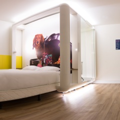 Qbic Hotel Wtc Amsterdam сейф в номере