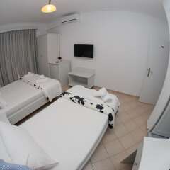 Hotel MS Саранда в номере